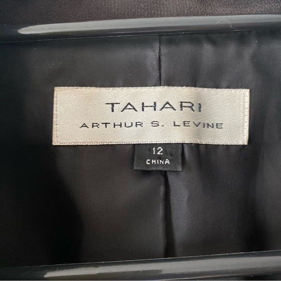 Tahari Arthur S. Levine Button Front Blazer Chiffon Cuffs With Sequins - Picture 13 of 16